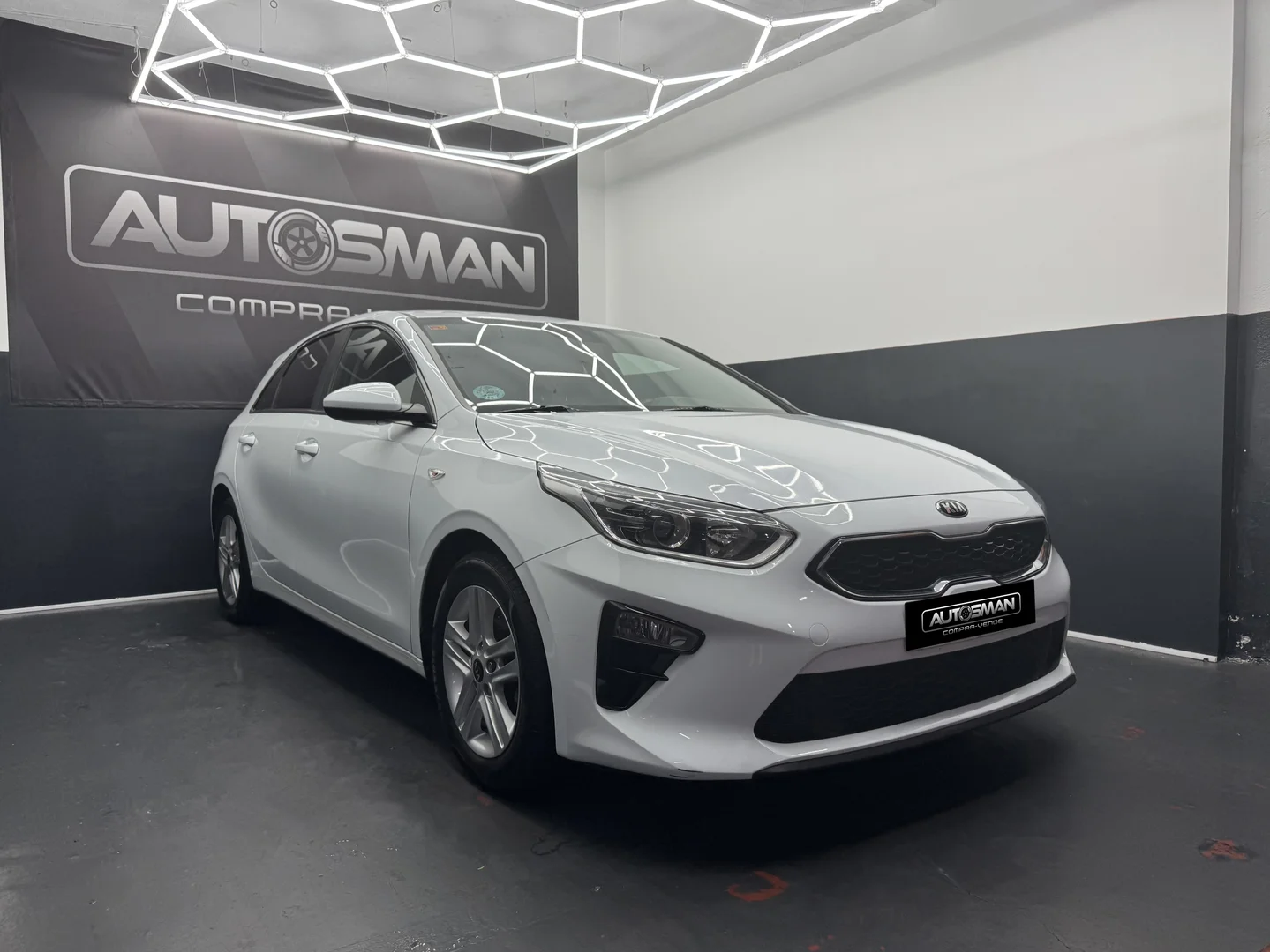 KIA Ceed 1.0 TGDi Drive 2019 Gasolina Blanco - Detalle